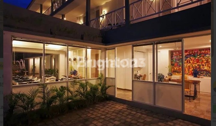 For Sale - 3-Story Hotel with 11 Rooms in Petitenget, Kuta For Sale - 3-Story Hotel with 11 Rooms in Petitenget, Kuta