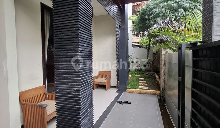 2-Story Rental House, 4BR, 187Million/Year. Near Tsm Mall, Jb School, Ais School, Sunset Rd, Seminyak 2-Story Rental House, 4BR, 187Million/Year. Near Tsm Mall, Jb School, Ais School, Sunset Rd, Seminyak