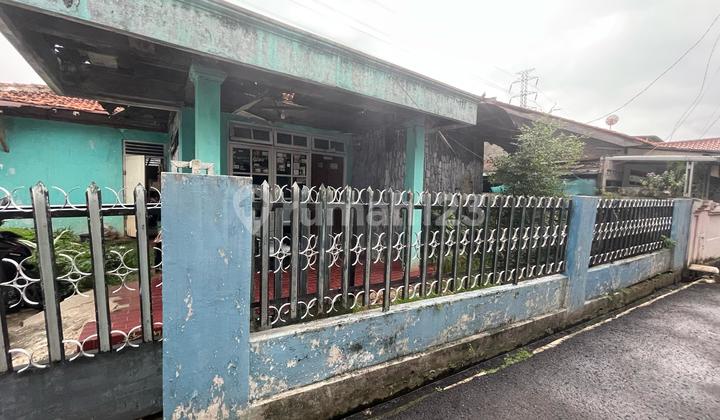 For Sale Land and Main Building with Rental Units, Freehold Title 2