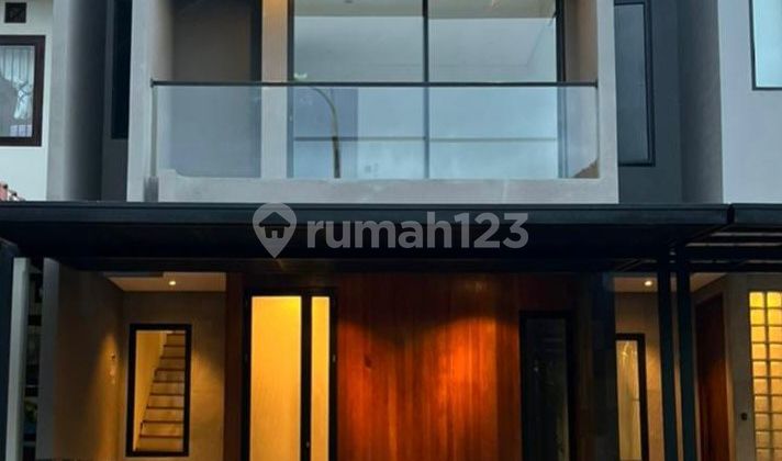 Contemporary Modern 3-Story House in Cirendeu Housing Near MRT 2