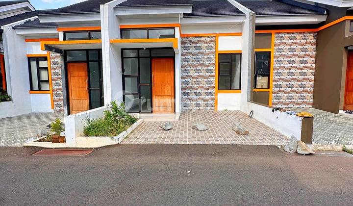 Rumah 1 Lantai Siap Huni, Baru Bangun Dekat Lrt Ciracas SHM 2