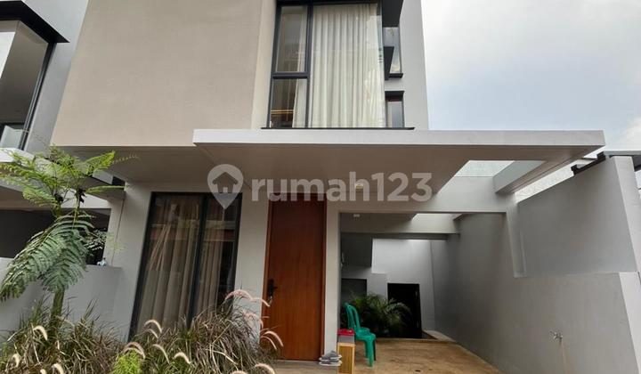 Rumah 3 Lantai (rooftop), Selangkah Perkantoran Simatupang, SHM Rumah 3 Lantai (rooftop), Selangkah Perkantoran Simatupang, SHM