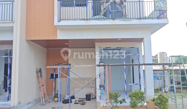Ready 2-Storey House, Strategic Location, SHM 2