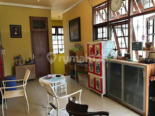 Dijual Rumah Area Gandaria - Jakarta Selatan Dijual Rumah Area Gandaria - Jakarta Selatan