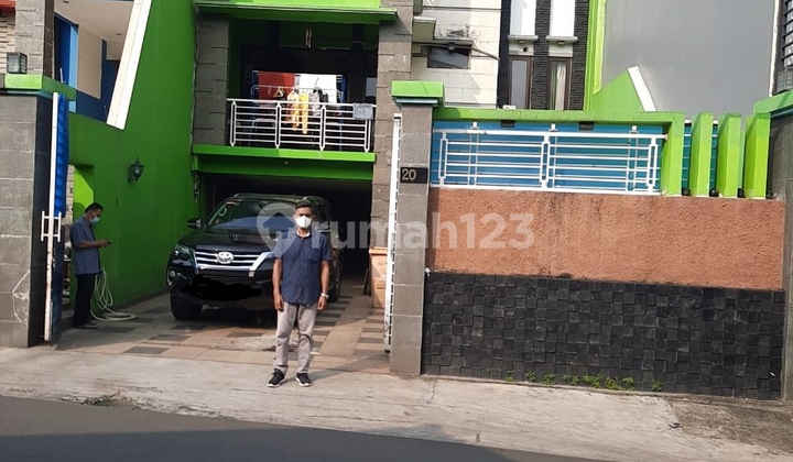 Jual Cuan "Cash Only" Sebidang Tanah dengan Total Luas 250 M2 Berikut Bangunan di Anggrek , Kelurahan Kelapa Dua, Kecamatan Kebon Jeruk Kota Adm. Jakarta Barat Jual Cuan "Cash Only" Sebidang Tanah dengan Total Luas 250 M2 Berikut Bangunan di Anggrek , Kelurahan Kelapa Dua, Kecamatan Kebon Jeruk Kota Adm. Jakarta Barat