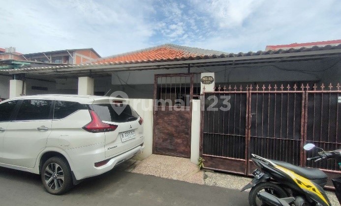 Jual Rumah Hanya Cash Sebidang Tanah dengan Total Luas 196 M2 Berikut Bangunan di Kampung Utan Cengkareng Timur Kota Adm. Jakarta Barat