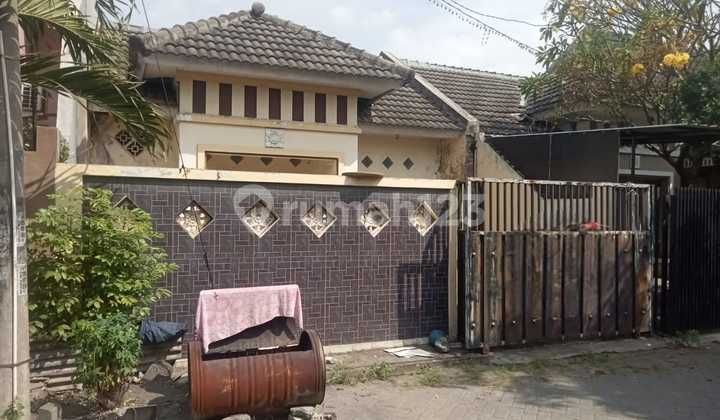 JUAL RUMAH BENOWO TRADE CENTER SIAP HUNI HUNIAN ASRI NYAMAN JUAL RUMAH BENOWO TRADE CENTER SIAP HUNI HUNIAN ASRI NYAMAN