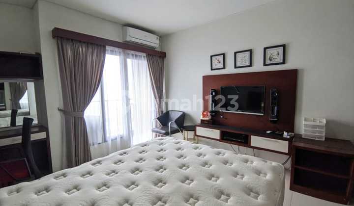 For Rent Beautiful Homey and Strategic Studio in the Heart of South Jakarta