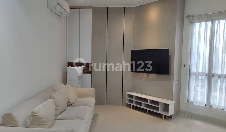 2 Bedroom Fully Furnished Beautiful and Homey Apartment Tamansari Semanggi