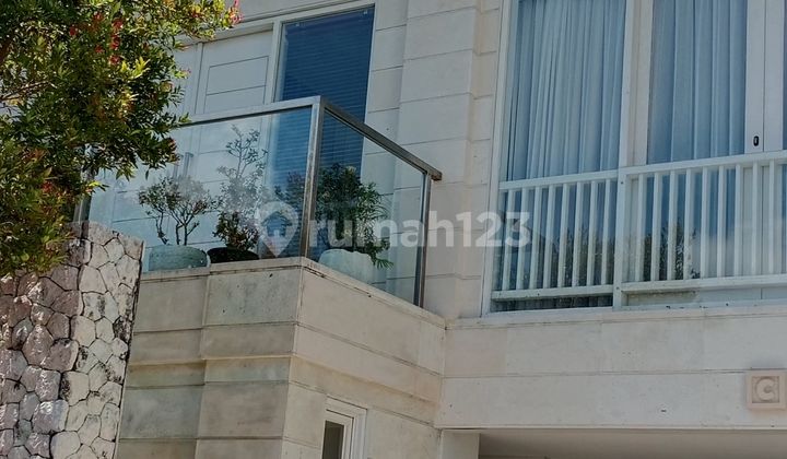 Vila 2 Lantai Shm Di Bali