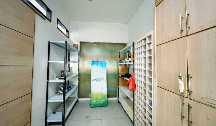 3-Story Shop House in Renon Area, South Denpasar