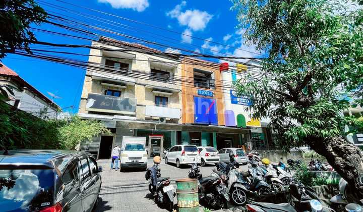 3-Story Shop House in Renon Area, South Denpasar