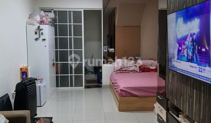 Dijual Rumah West Europe Green Lake City. Siap.huni