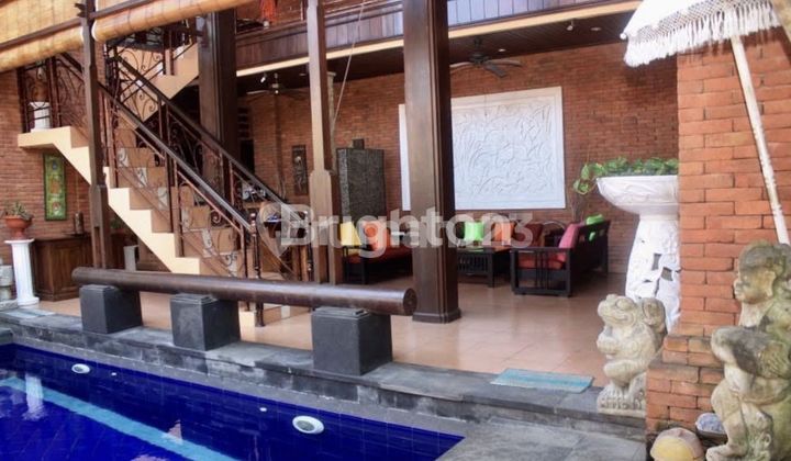 VILLA SANUR - STRATEGIC LOCATION IN THE CITY CENTER - SANUR AREA