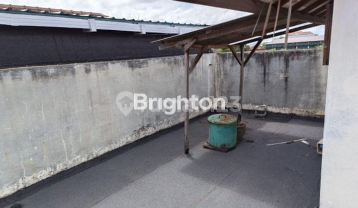 For Sale / For Rent - Strategic 3-Storey Shop House in Busy Business Area of North Denpasar 2