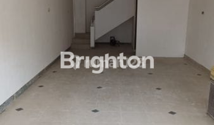 For Sale / For Rent - Strategic 3-Storey Shop House in Busy Business Area of North Denpasar