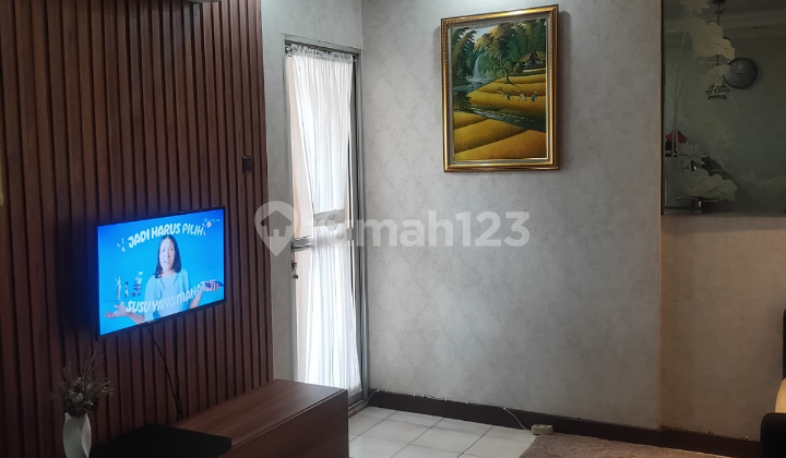 For Rent Clean Apartment, Middle Floor 2 Bedrooms