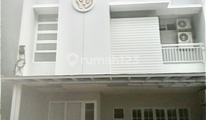 Dijual Rumah di Gading Lavender Kelapa Gading Jakut Dijual Rumah di Gading Lavender Kelapa Gading Jakut
