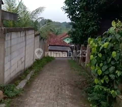 Row House in Sindangjaya, Near Telaga Bestari Tangerang Regency - Price 150 Million Negotiable!  
Row House in Sindangjaya, Near Telaga Bestari Tangerang Regency - Price 160 Million Negotiable! 2