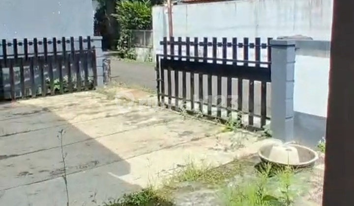 Turangga House Spacious Carport City Center