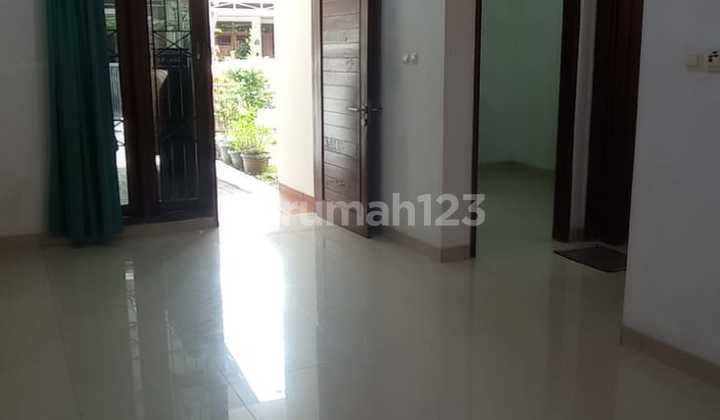 Di Sewakan Rumah Antapani Strategis Di Sewakan Rumah Antapani Strategis