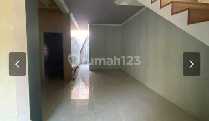 Well-Maintained House Ready for Occupancy Near Griya Antapani 2