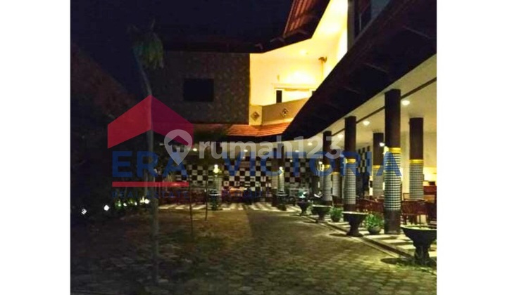 For Sale: House with Commercial Space. For Sale: House with Commercial Space.