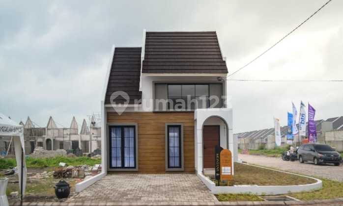 Rumah Moderen American Style Montana Shaistanaya SHM di Sidoarjo