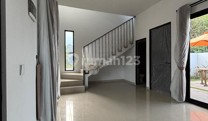 Premium Minimalist and Modern House Near Surabaya, You Know Premium Minimalist and Modern House Near Surabaya, You Know