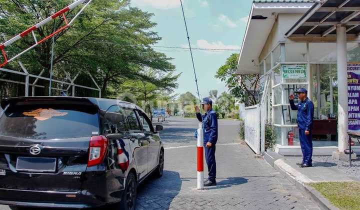 Viral Cheap Ruko in Krian City, Strategic Location in a Densely Populated Area 2