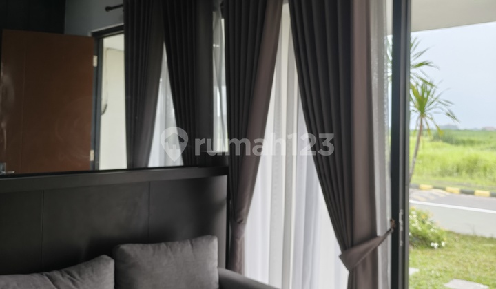 Rumah Mewah Dua Lantai Harga Ekonomi 2