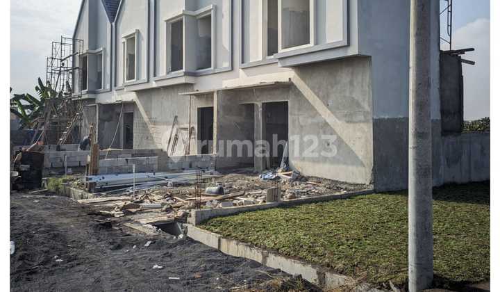 Rumah Murah 2 Lantai Dekat Berbagai Fasilitas Umum