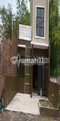 Rumah Siap Huni 2 Lantai Murah Ditengah Kota Sidoarjo