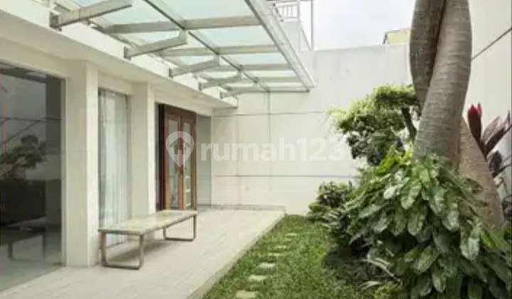 Royal Residence House Wiyung Surabaya, Near Babatan Gunungsari 2