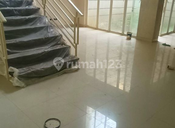 Bukit Mas Wiyung Surabaya Babatan Royal Residence Tourist House 2