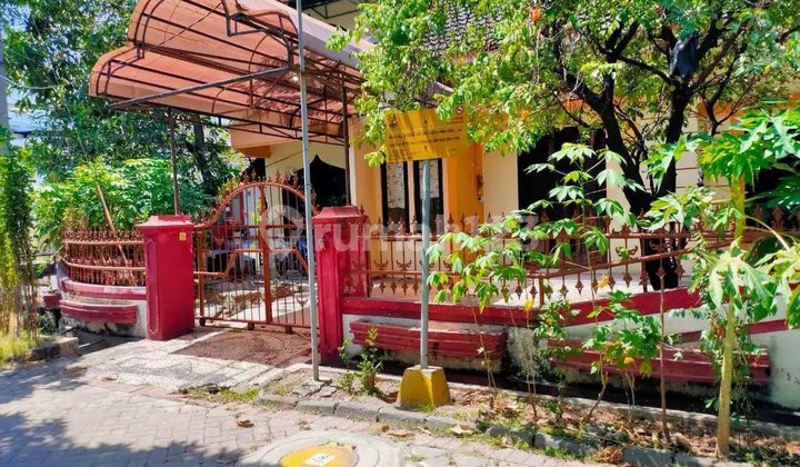Rumah Hook Deltasari Indah Waru Sidoarjo Butuh Minim Renovasi