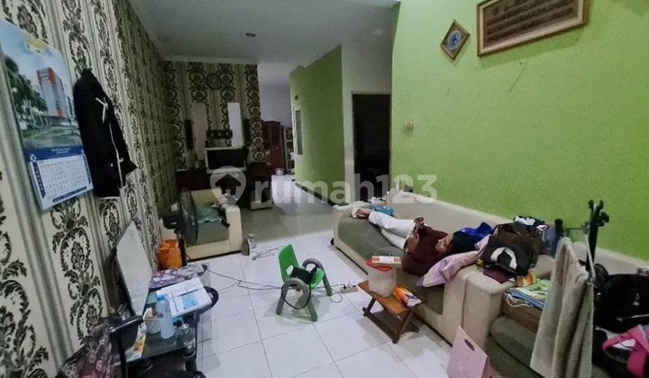 Puri Surya Jaya Gedangan House, Valencia Garden Cluster, Sidoarjo 2