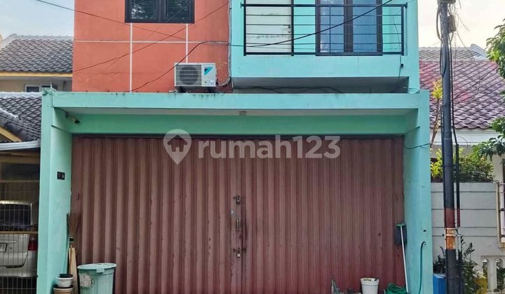 Rumah 2 Lantai Babatan Pratama bisa Buat Usaha Surabaya