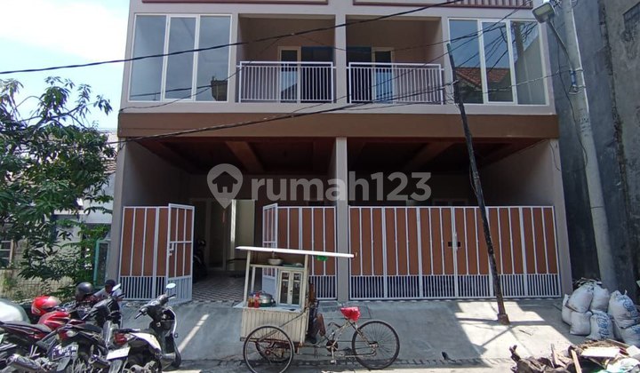 Rumah Baru Gress 2 Lantai Babatan Pilang Wiyung Surabaya