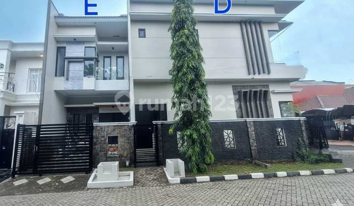 New 2-Story House Brand New Sutorejo Prima Utara Surabaya Freehold Certificate 2