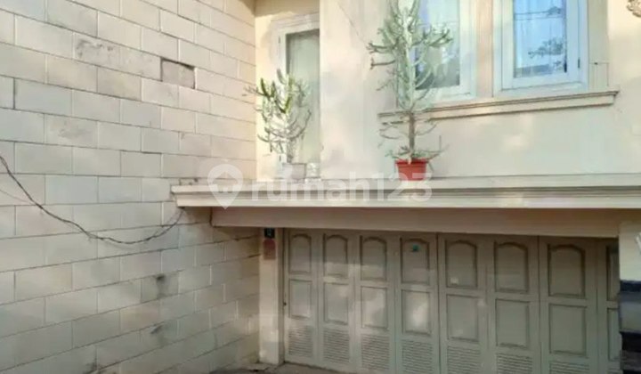 Turun Harga! Rumah Mewah Galaxy Bumi Permai Araya 2 Sukolilo 2