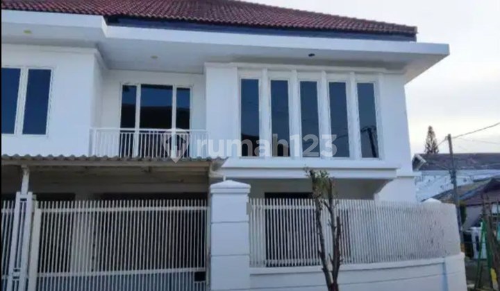 Rumah Hook 2 Lantai Darmo Indah Asri Surabaya 2