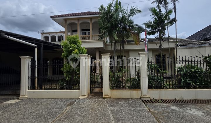 Rumah Jaka Permai 2 Lt Jual Cepat