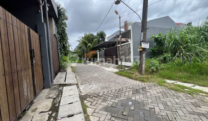 Prime Location Plot 3 Minutes from Graha Raya Main Road, Ready for Title Transfer