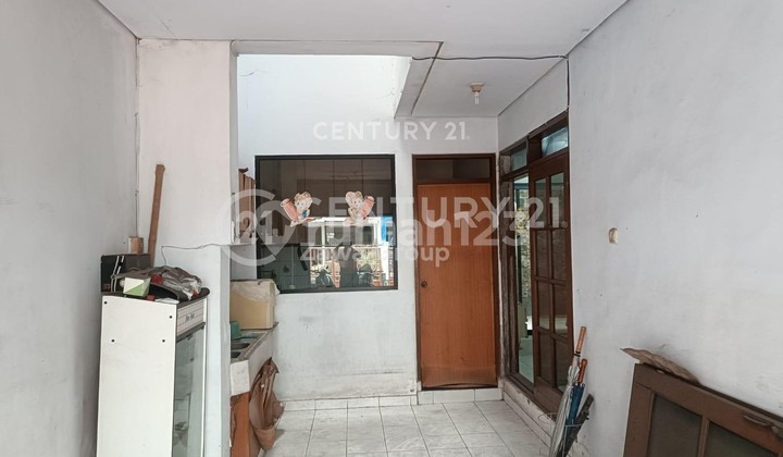 For Sale 2-Story Ready-to-Occupy House in Gunung Sahari, Central Jakarta 2