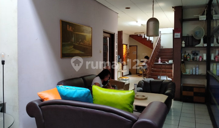 FOR SALE: OLD BUILDING HOUSE/LAND IN KEBAYORAN BARU SCBD AREA