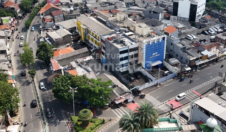 For Sale L-Shaped Shophouse in KS Tubun Pertamburan 2