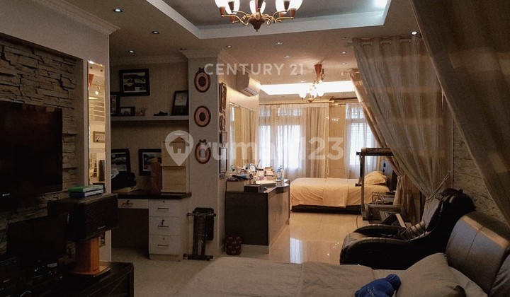 Jual Ruko Gandeng 4 Greenville Maisonette 2 Unit Hook Jakarta Bar Jual Ruko Gandeng 4 Greenville Maisonette 2 Unit Hook Jakarta Bar