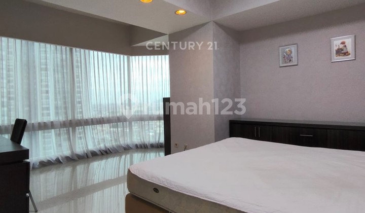 Rent Taman Anggrek Condo Di Atas Mall TA Unit Rapi Furnish 1