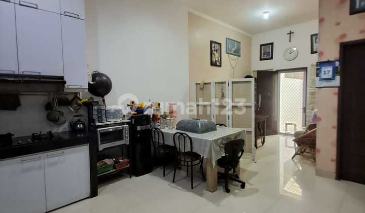 Rumah Jelambar Baru 3 Lantai Jakarta Barat